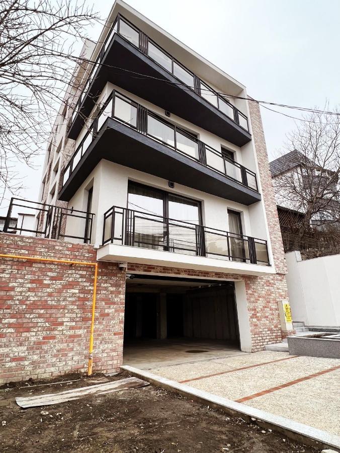 Cubrio Apartments ยาช ภายนอก รูปภาพ